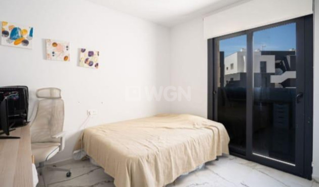 Resale - Apartment / flat - Orihuela Costa - La Florida