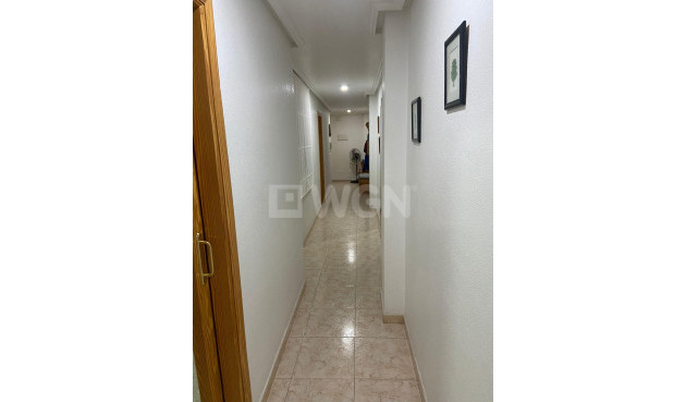 Resale - Apartment / flat - Torrevieja - Playa de los Locos