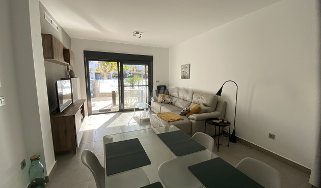 Resale - Bungalow - Pilar de la Horadada - Costa Blanca