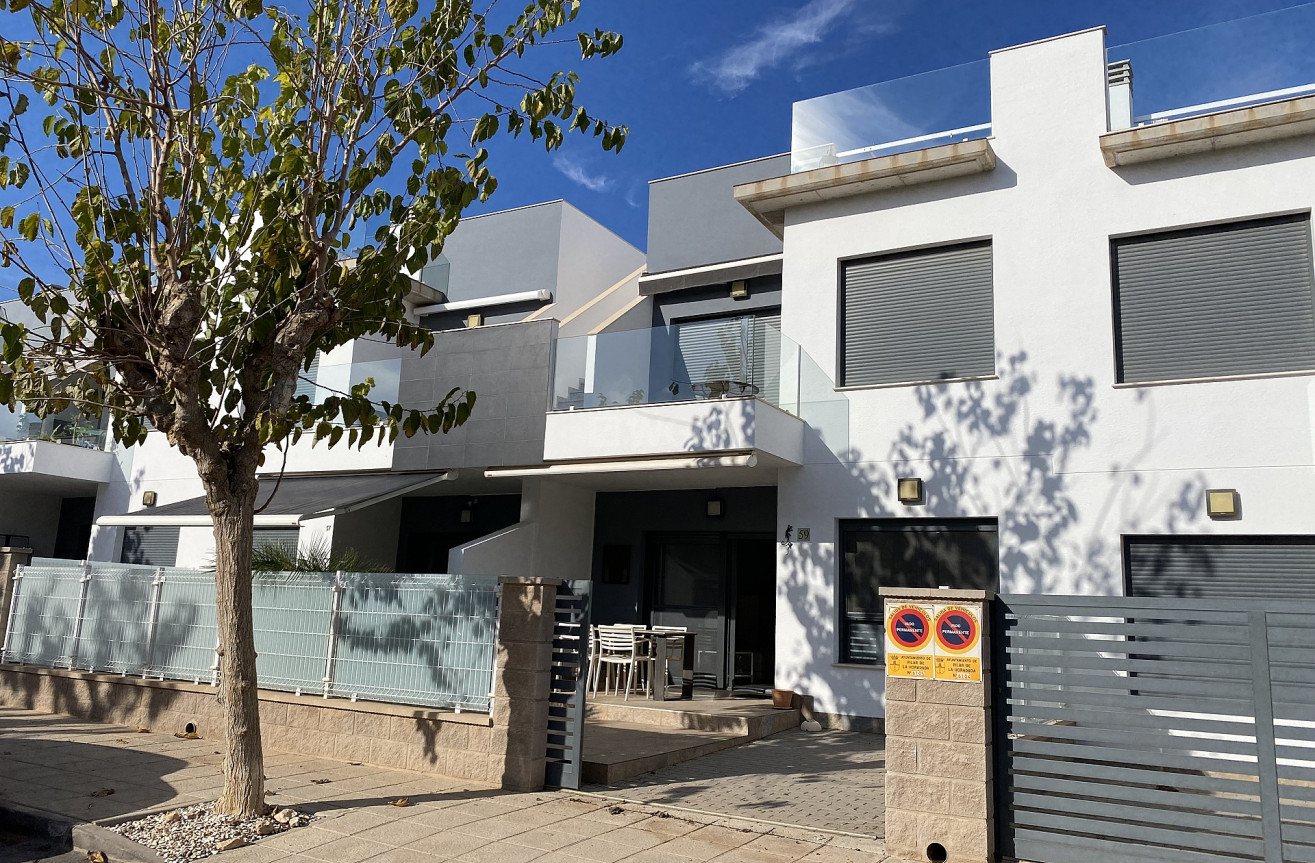 Resale - Bungalow - Pilar de la Horadada - Costa Blanca