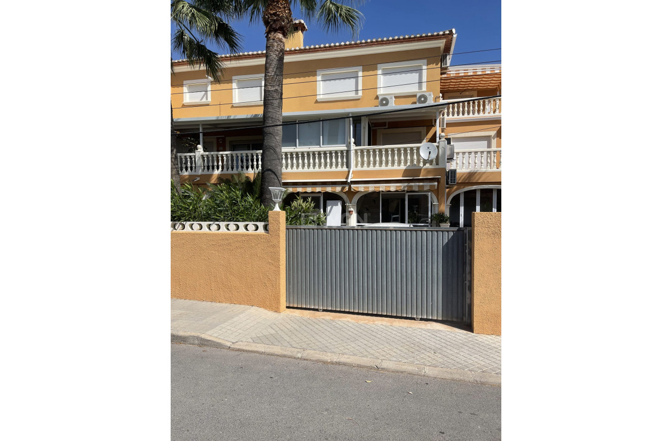 Resale - Apartment / flat - Denia - Costa Blanca