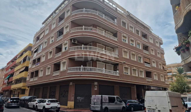 Resale - Apartment / flat - Torrevieja - Costa Blanca