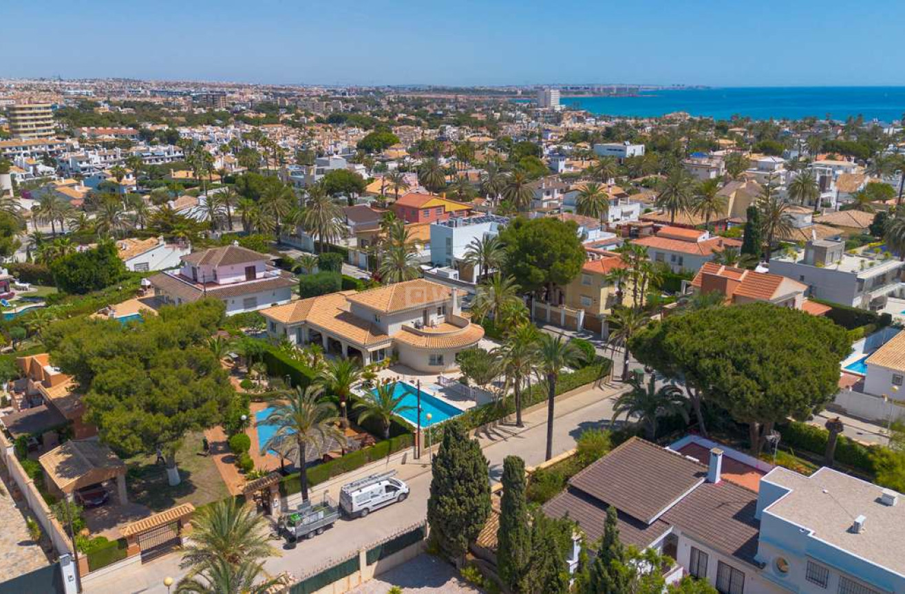 Resale - Villa - Orihuela - Inland