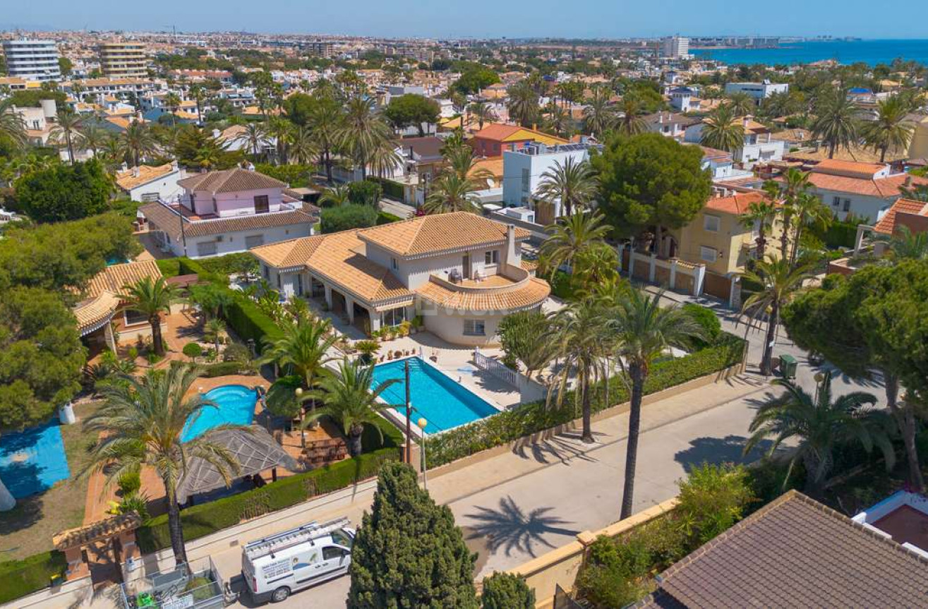 Resale - Villa - Orihuela - Inland