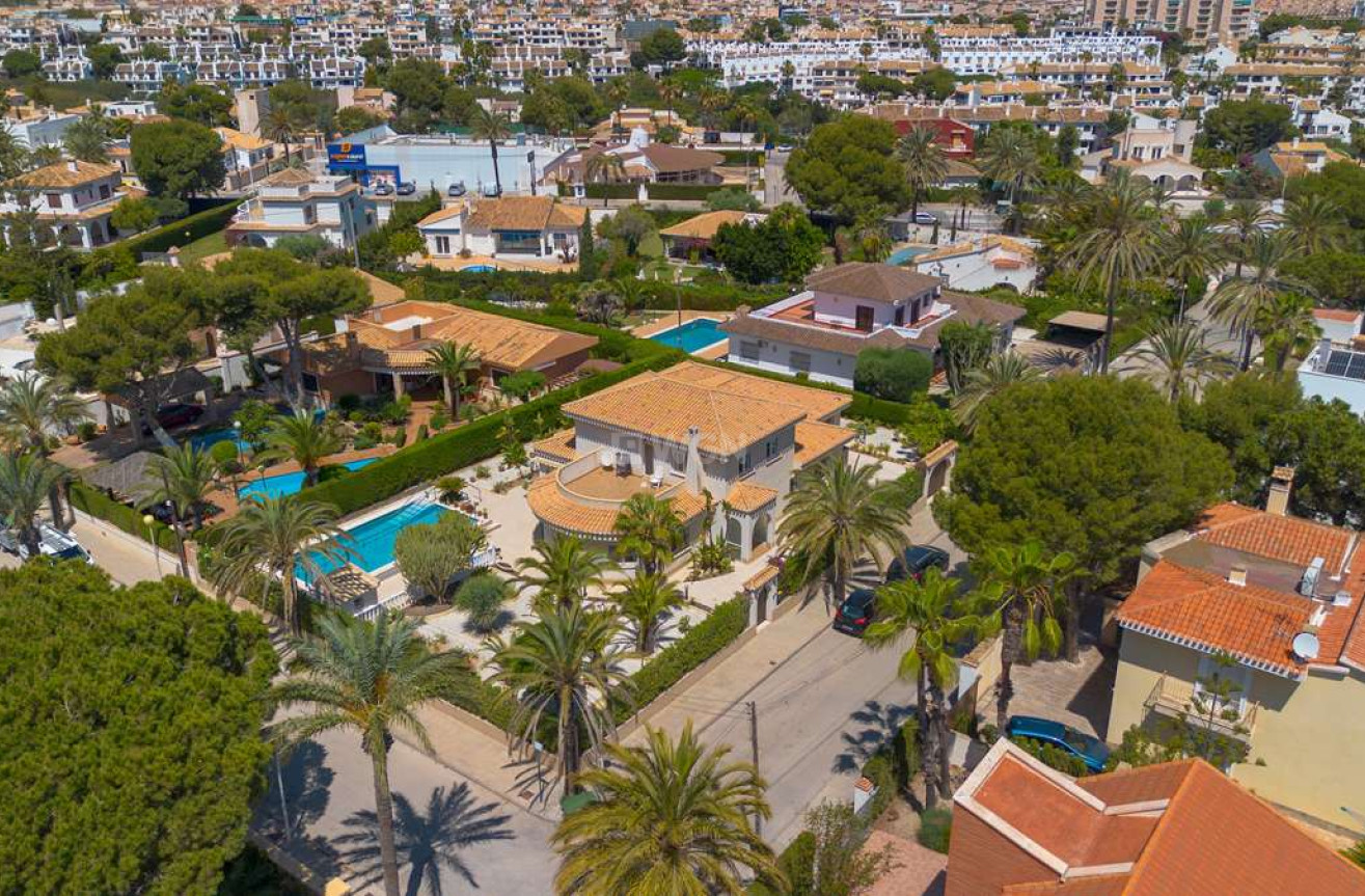 Resale - Villa - Orihuela - Inland