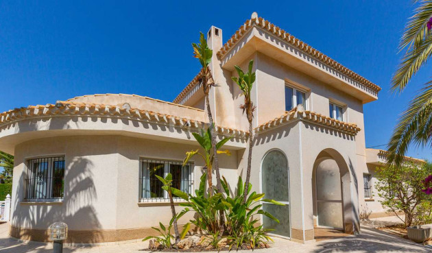 Resale - Villa - Orihuela - Inland