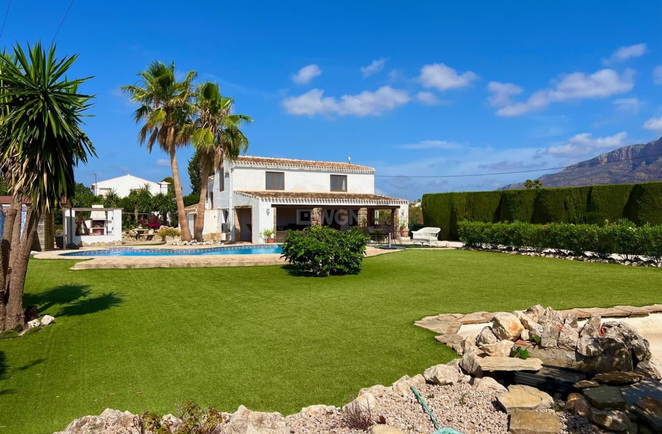 Resale - Villa - Jávea - Costa Blanca