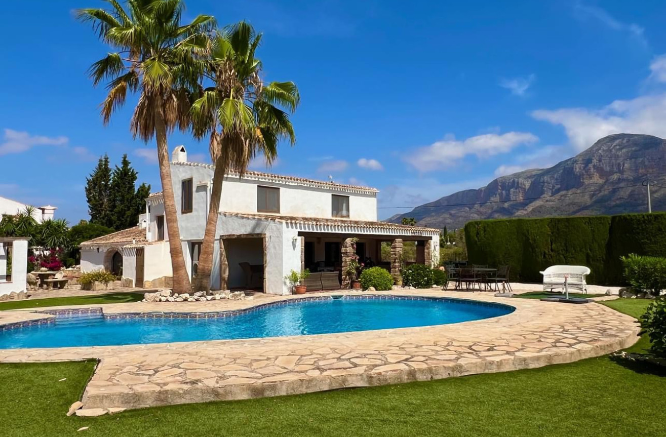 Resale - Villa - Jávea - Costa Blanca