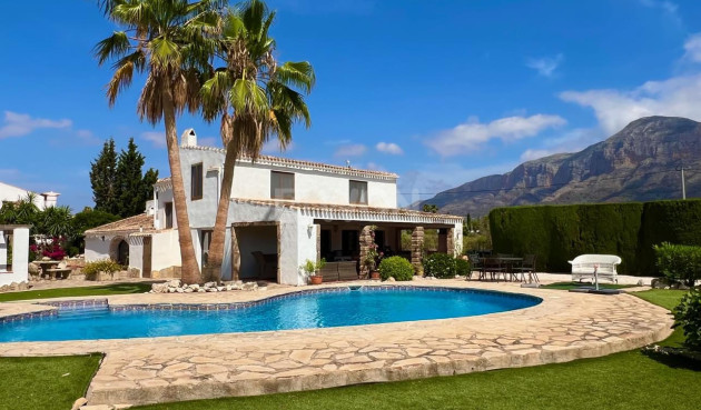 Resale - Villa - Jávea - Costa Blanca