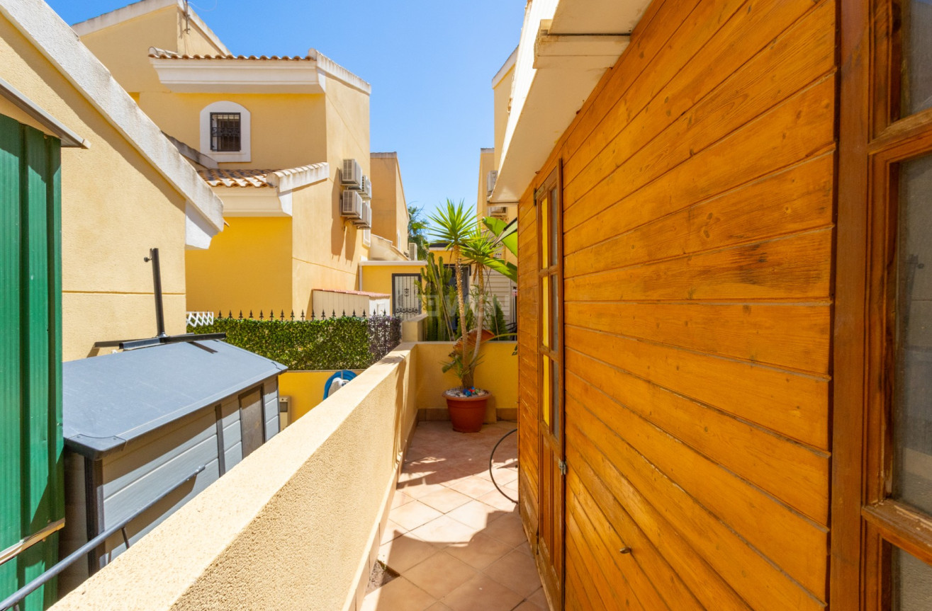 Resale - Villa - Orihuela Costa - Costa Blanca