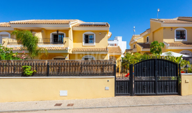 Resale - Villa - Orihuela Costa - Costa Blanca