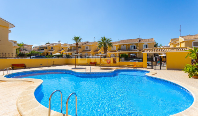 Resale - Villa - Orihuela Costa - Costa Blanca