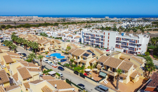 Resale - Villa - Orihuela Costa - Costa Blanca