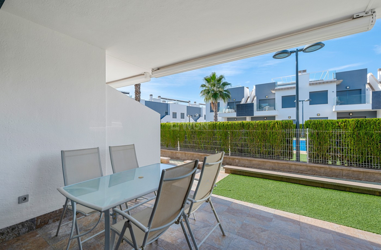 Resale - Apartment / flat - Pilar de la Horadada - Costa Blanca