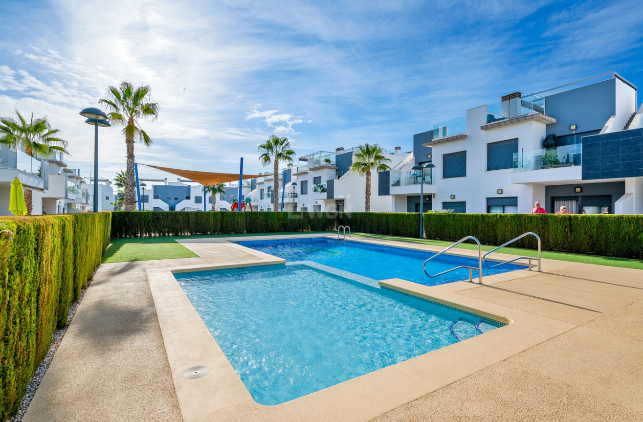 Resale - Apartment / flat - Pilar de la Horadada - Costa Blanca