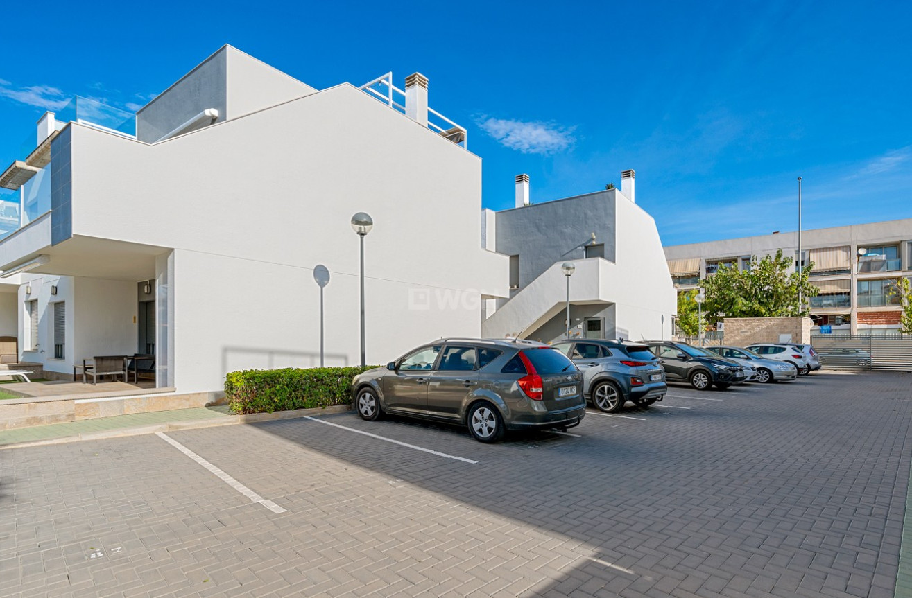 Resale - Apartment / flat - Pilar de la Horadada - Costa Blanca