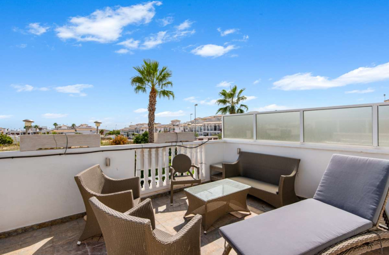 Resale - Villa - Punta Prima - Costa Blanca