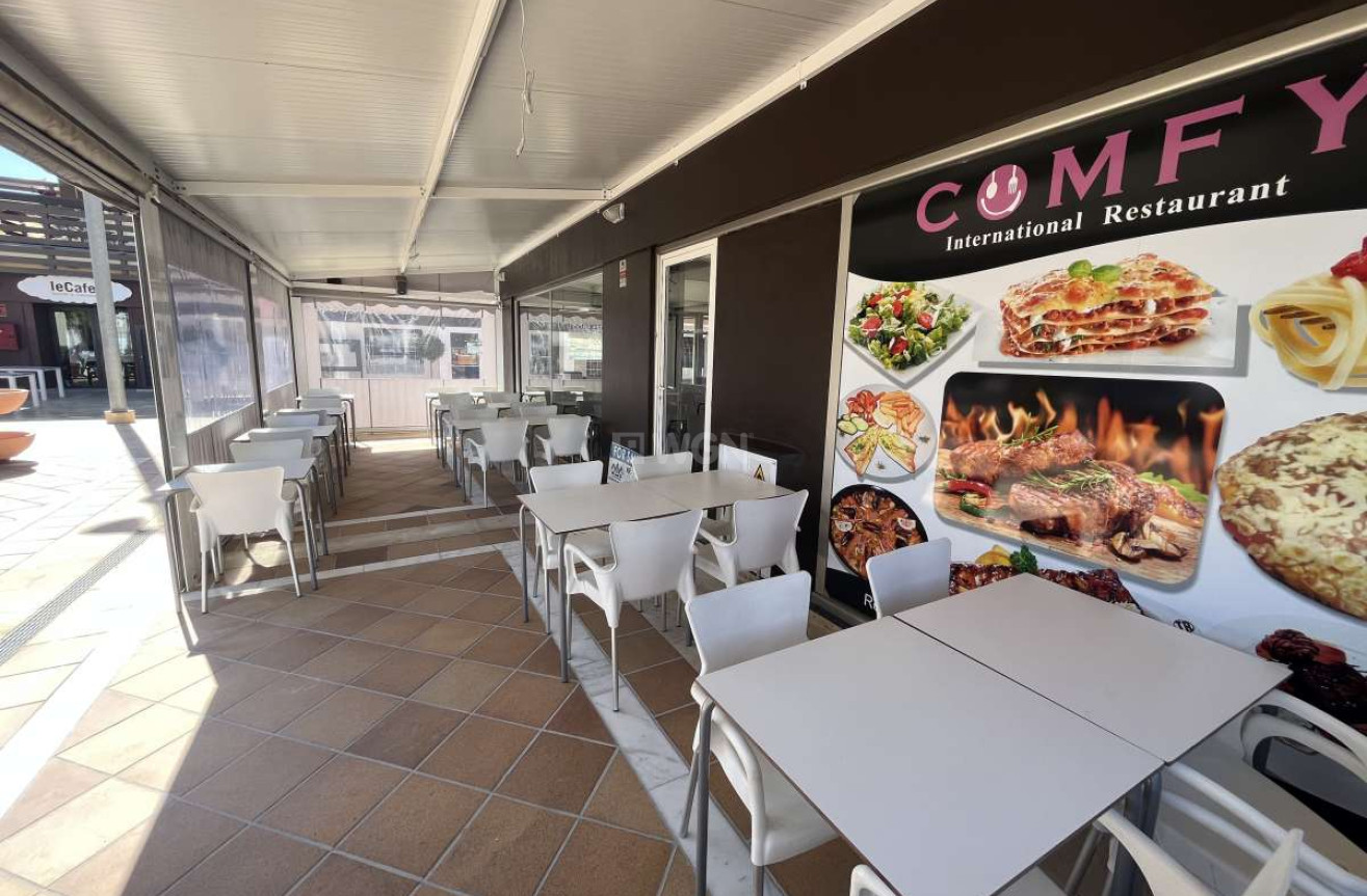 Resale - Commercial - Dehesa de Campoamor - Costa Blanca