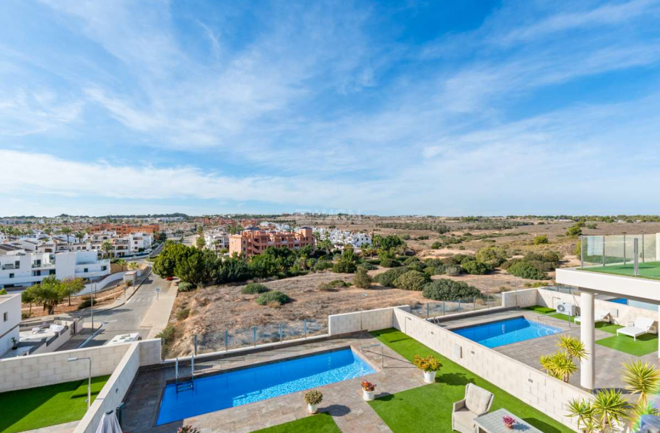 Resale - Villa - Villamartin - Costa Blanca