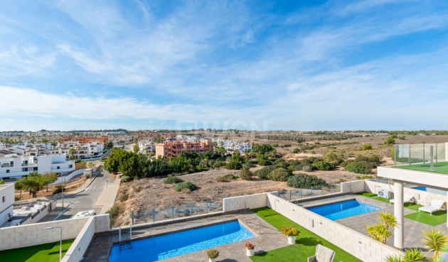 Resale - Villa - Villamartin - Costa Blanca