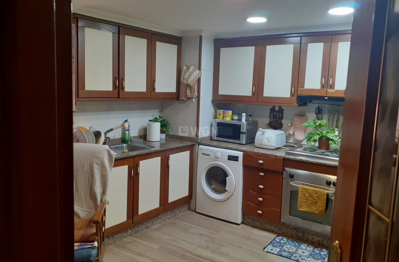 Resale - Apartment / flat - Benidorm - Costa Blanca