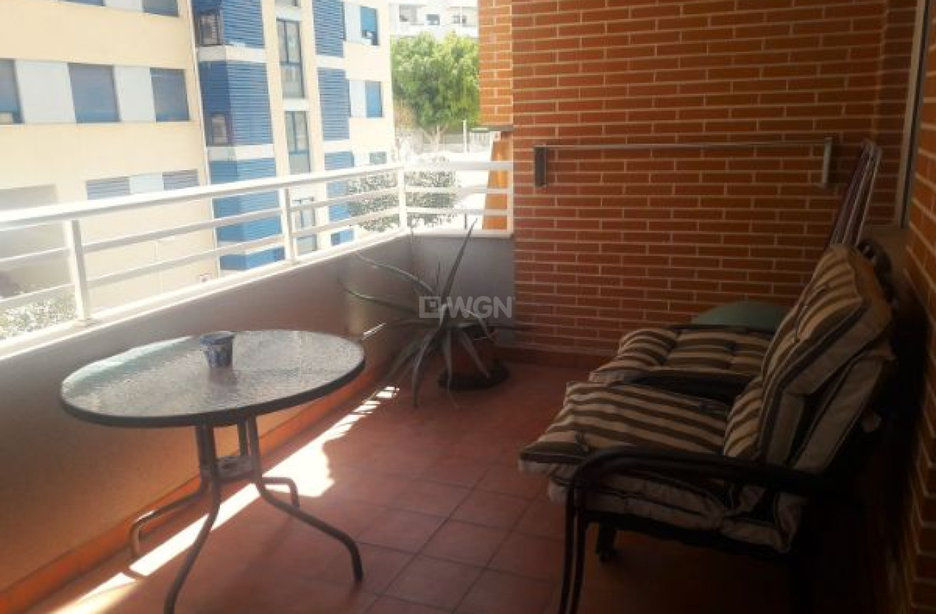 Resale - Apartment / flat - Villajoyosa - Costa Blanca