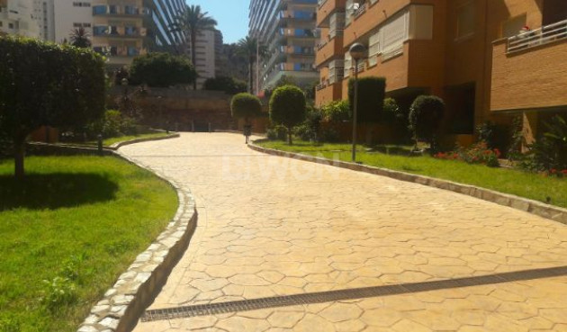 Resale - Apartment / flat - Villajoyosa - Costa Blanca