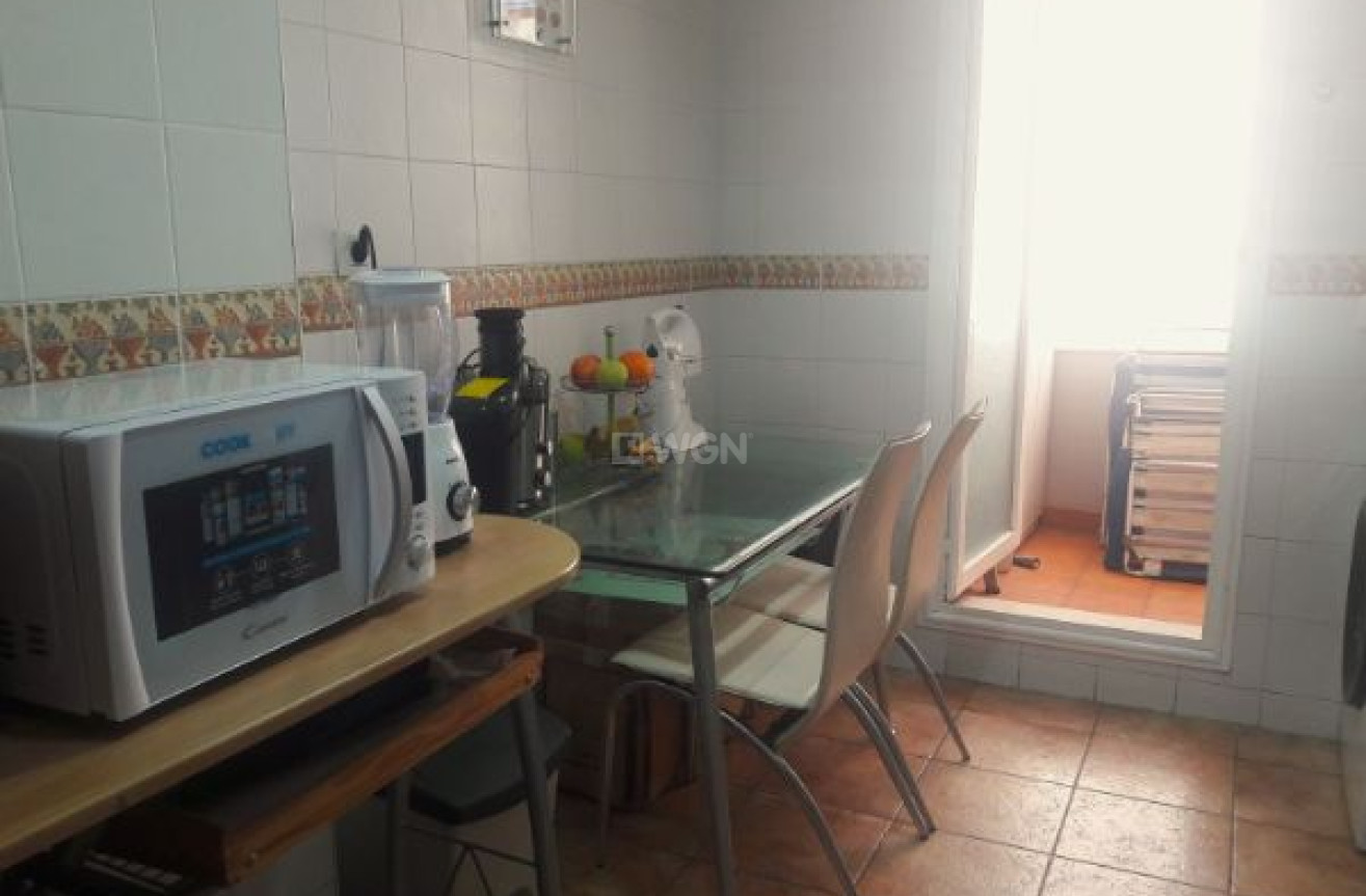 Resale - Apartment / flat - Villajoyosa - Costa Blanca