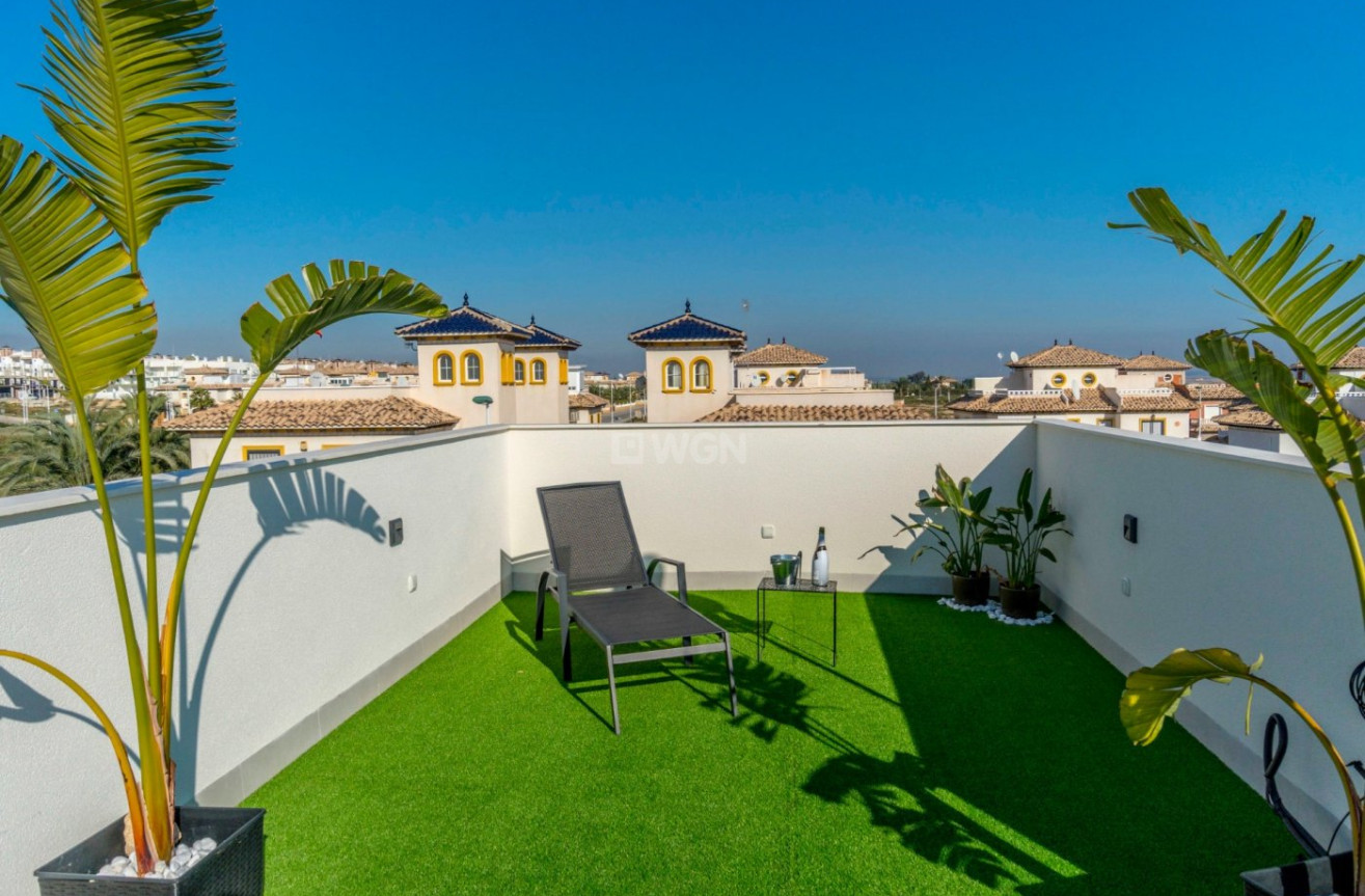 Resale - Villa - La Marina - Costa Blanca