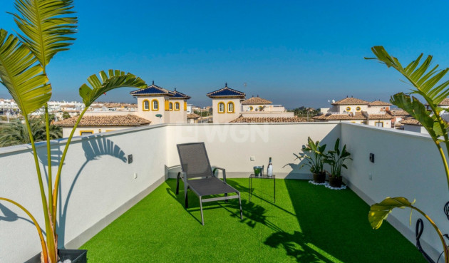 Resale - Villa - La Marina - Costa Blanca