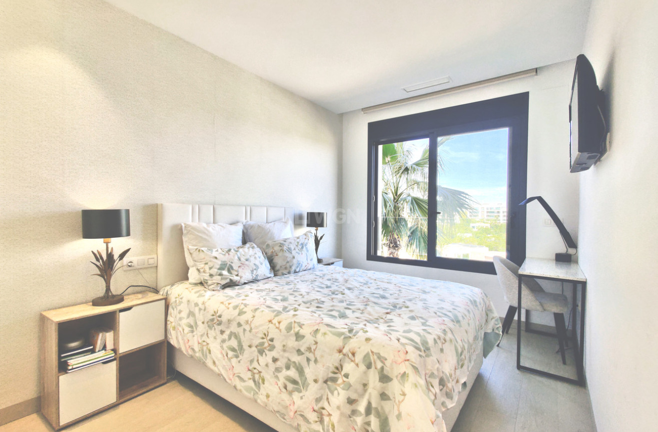 Resale - Apartment / flat - Las Colinas Golf - Costa Blanca