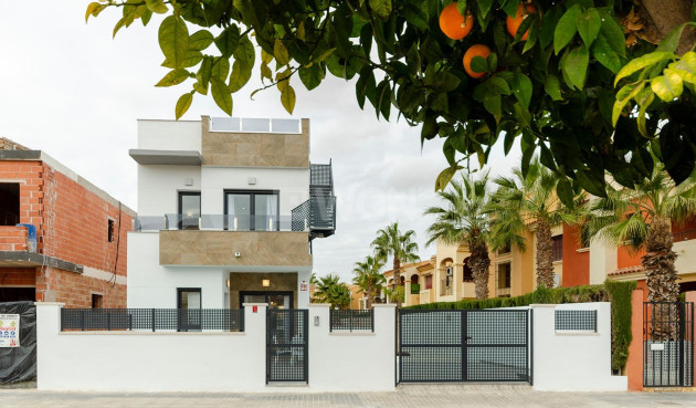 Nowy budynek - Villa - Torrevieja - Torretas