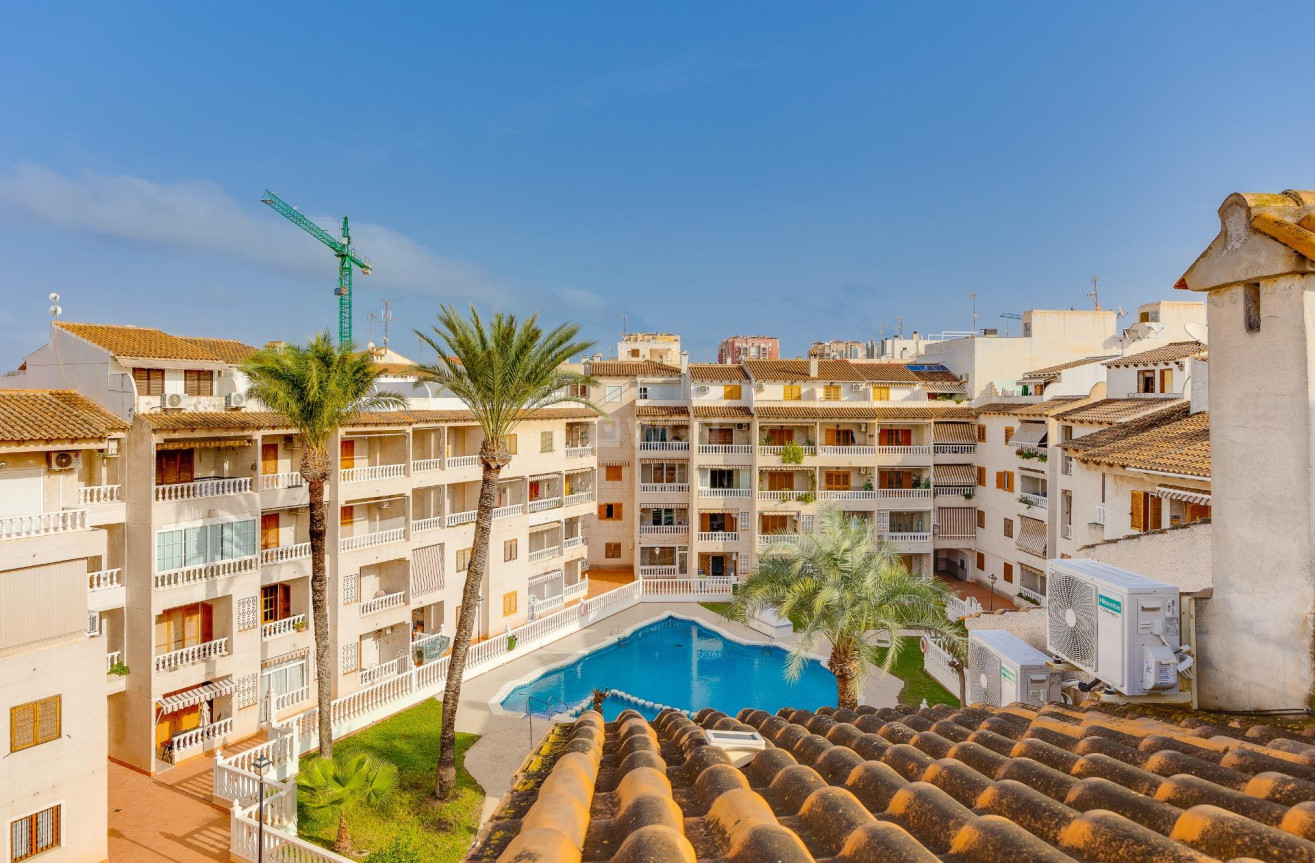 Resale - Apartment / flat - Torrevieja - Playa de los Locos