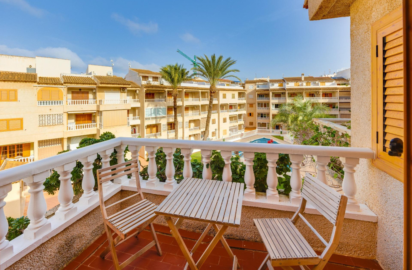 Resale - Apartment / flat - Torrevieja - Playa de los Locos