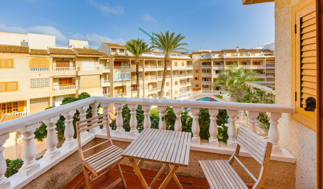 Resale - Apartment / flat - Torrevieja - Playa de los Locos