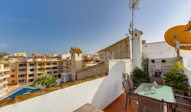 Resale - Apartment / flat - Torrevieja - Playa de los Locos