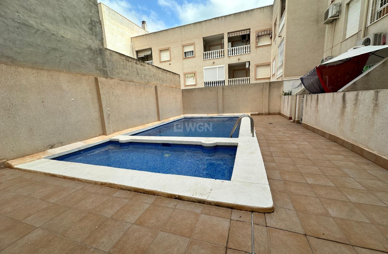 Resale - Apartment / flat - Torrevieja - Playa del Cura