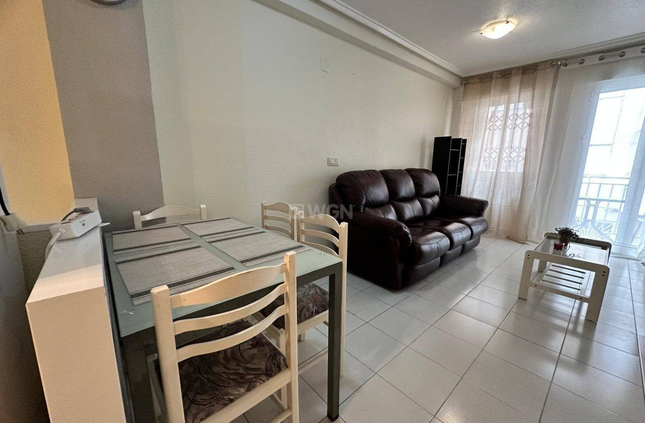 Resale - Apartment / flat - Torrevieja - Playa del Cura