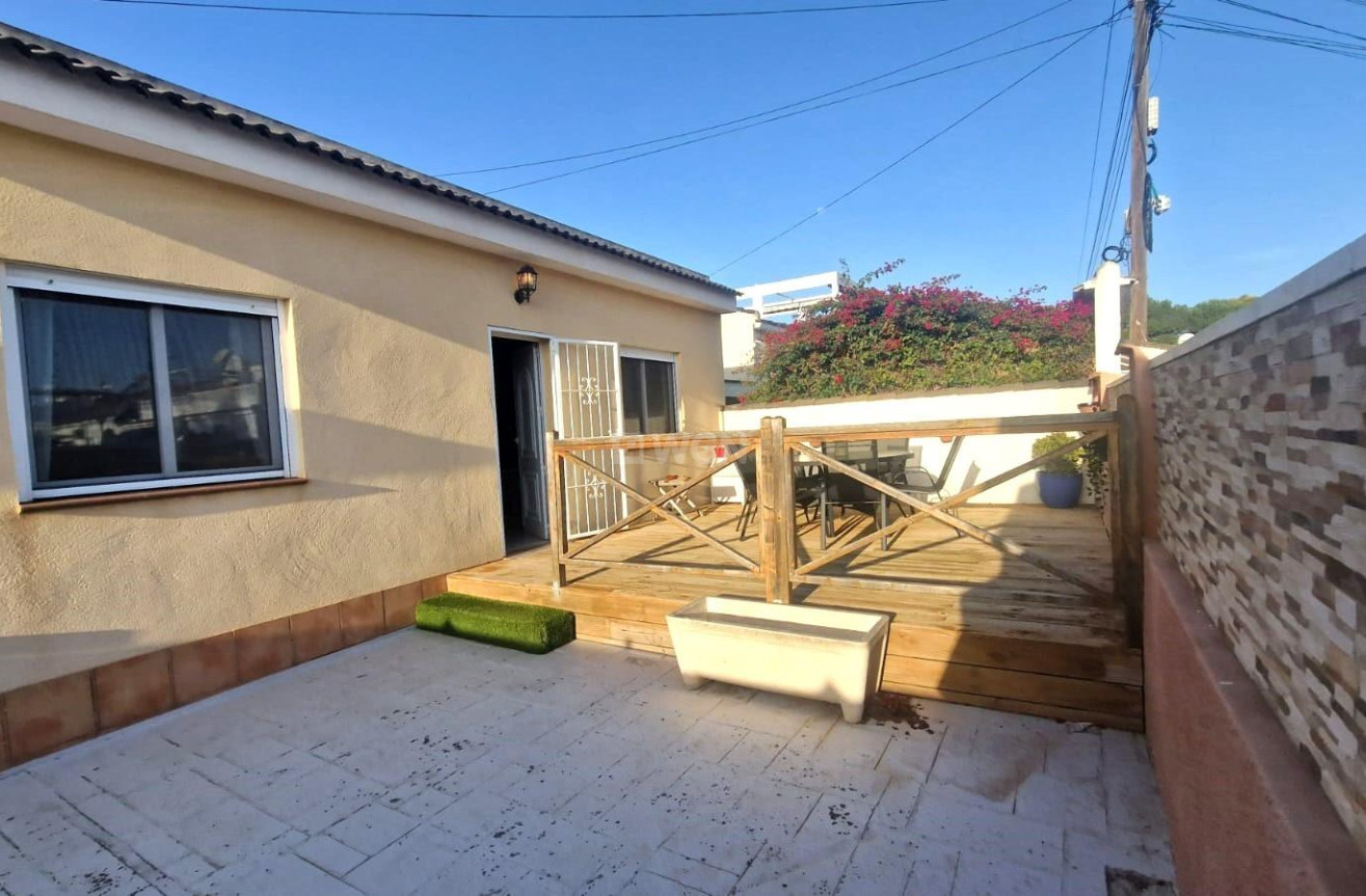 Resale - Villa - Torrevieja - San Luis