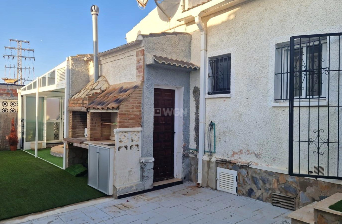 Resale - Villa - Torrevieja - San Luis