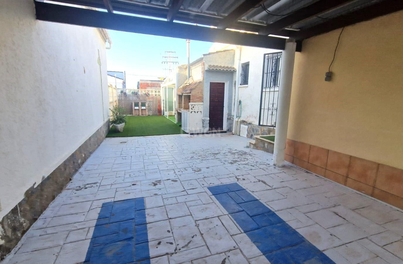 Resale - Villa - Torrevieja - San Luis