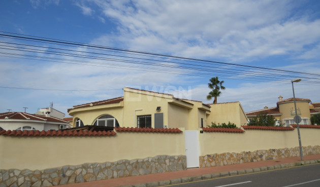 Resale - Villa - Ciudad Quesada - Costa Blanca