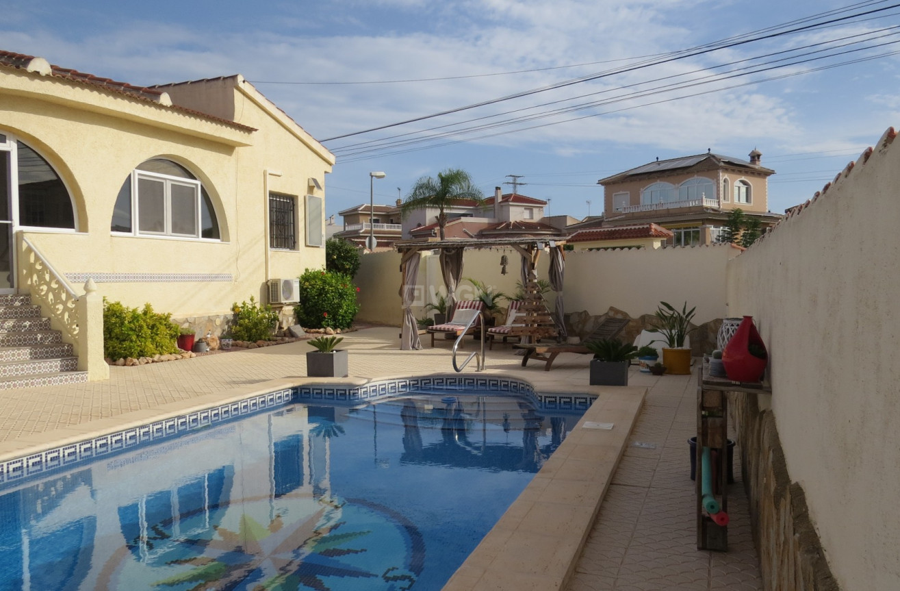 Resale - Villa - Ciudad Quesada - Costa Blanca