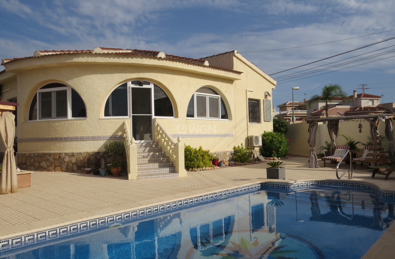 Resale - Villa - Ciudad Quesada - Costa Blanca