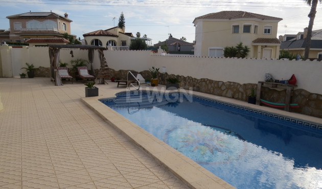 Resale - Villa - Ciudad Quesada - Costa Blanca