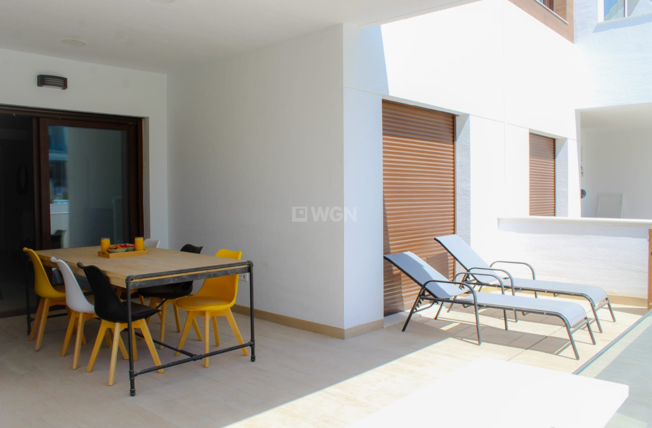 Resale - Apartment / flat - Torrevieja - Costa Blanca