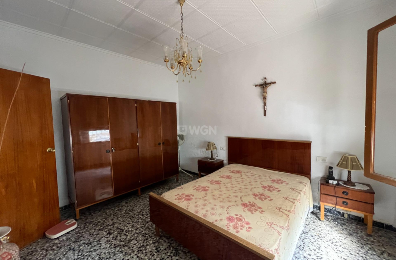 Resale - Townhouse - Dolores - Centro