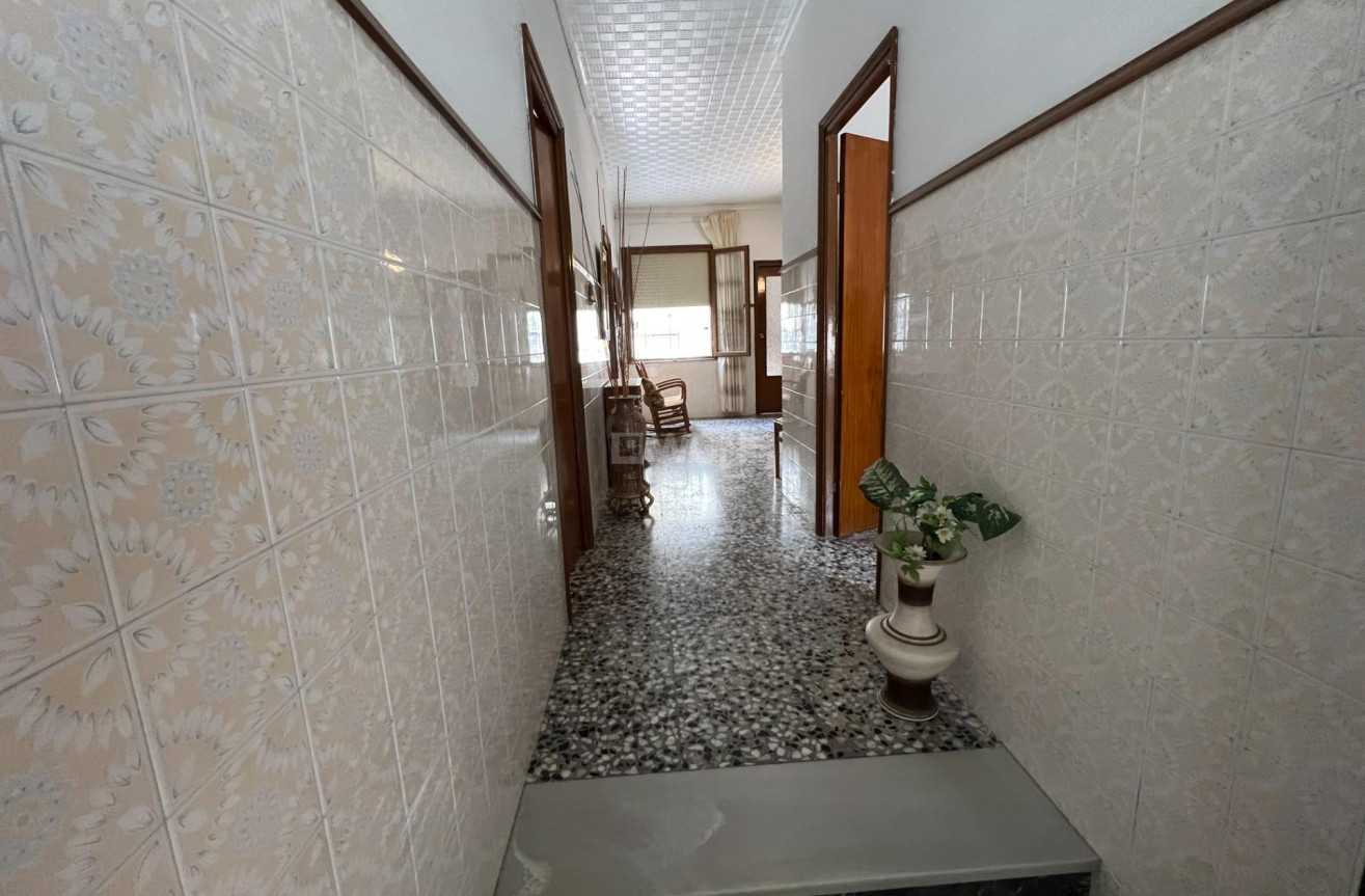 Resale - Townhouse - Dolores - Centro