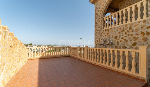 Resale - Villa - Orihuela Costa - Los Balcones