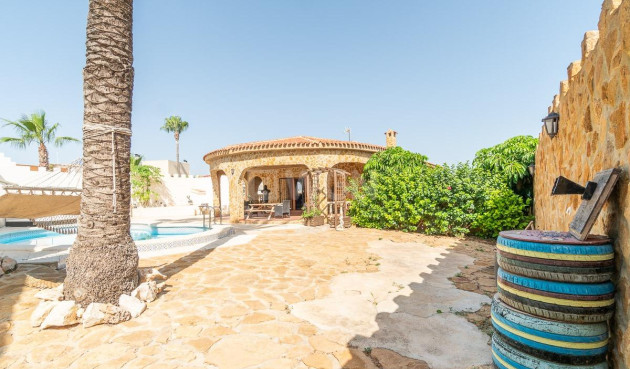 Resale - Villa - Orihuela Costa - Los Balcones